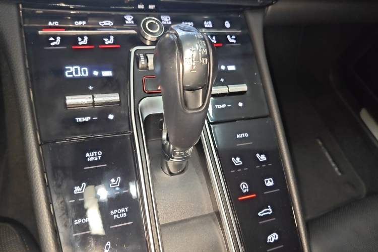 Used Porsche Panamera 2016 Panamera Executive Edition 3.0T Gear Lever