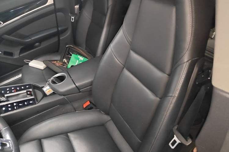 Used Porsche Panamera 2016 Panamera Executive Edition 3.0T Left Front Seat
