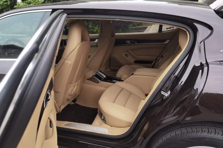 Used Porsche Panamera 2016 Panamera 4 Edition 3.0T Left Rear Seat