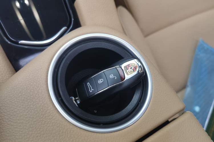Used Porsche Panamera 2016 Panamera 4 Edition 3.0T Vehicle Key