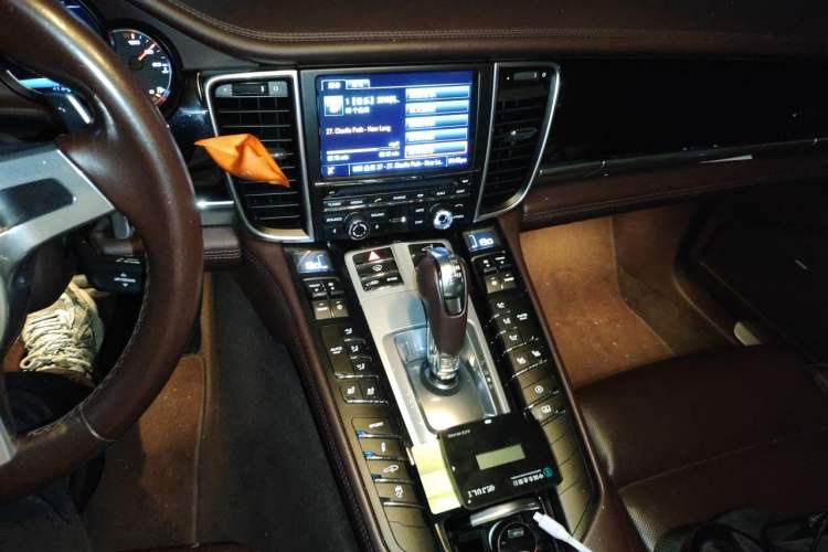 Used Porsche Panamera 2016 Panamera Edition 3.0T Audio And AC Panel