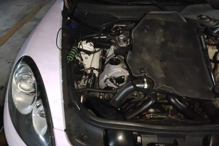 Used Porsche Panamera 2016 Panamera Edition 3.0T Engine Bay Right
