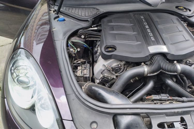 Used Porsche Panamera 2016 Panamera Executive Edition 3.0T Engine Bay Right