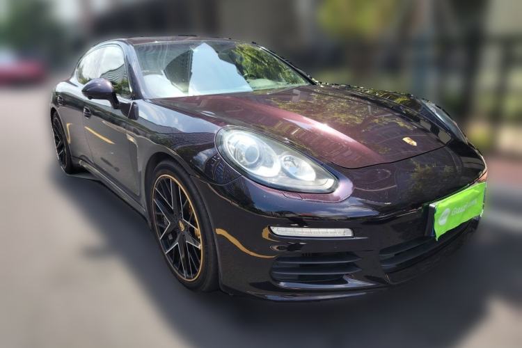 Used Porsche Panamera 2016 Panamera Edition 3.0T Front Right 45 Deg
