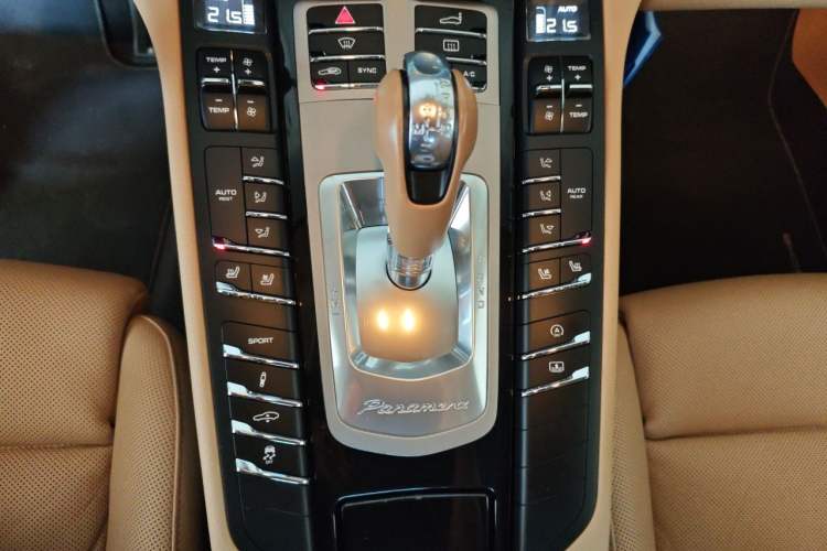 Used Porsche Panamera 2016 Panamera Edition 3.0T Gear Lever
