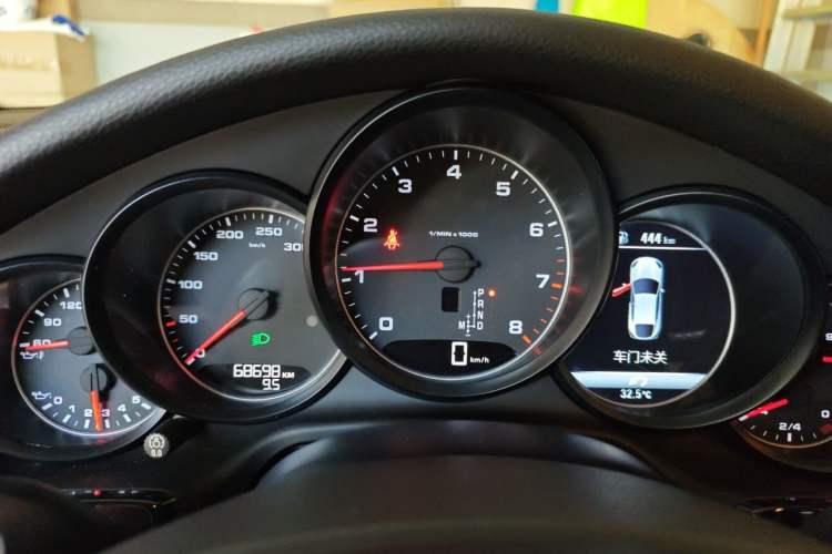 Used Porsche Panamera 2016 Panamera Edition 3.0T Instrument Cluster