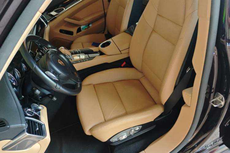 Used Porsche Panamera 2016 Panamera Edition 3.0T Left Front Seat