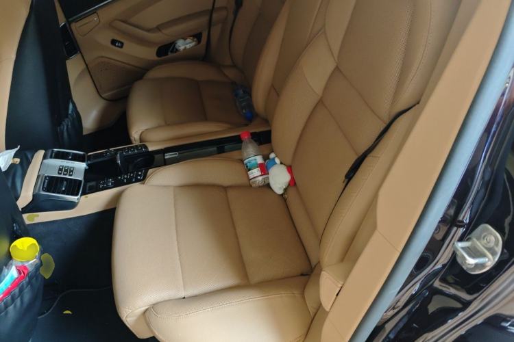 Used Porsche Panamera 2016 Panamera Edition 3.0T Left Rear Seat