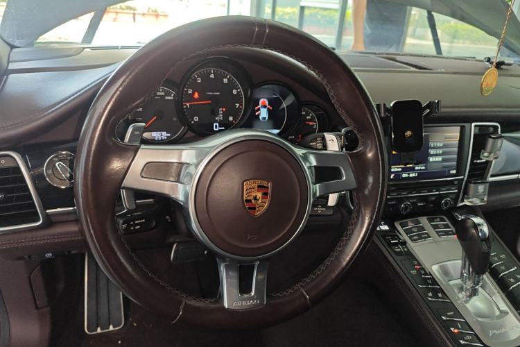 Used Porsche Panamera 2016 Panamera 4 Edition 3.0T Steering Wheel
