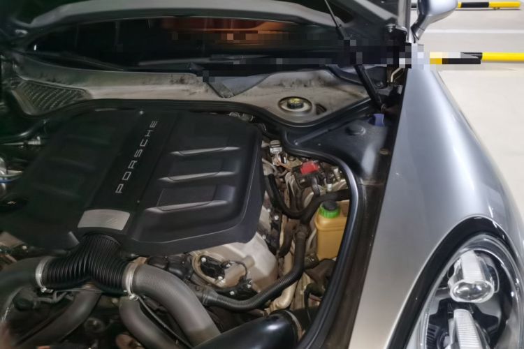 Used Porsche Panamera 2016 Panamera 4 Edition 3.0T Engine Bay Left