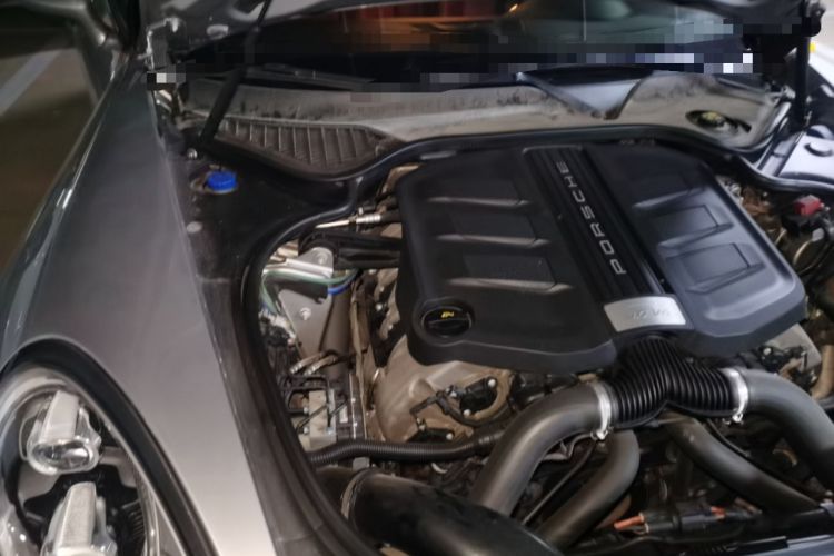 Used Porsche Panamera 2016 Panamera 4 Edition 3.0T Engine Bay Right