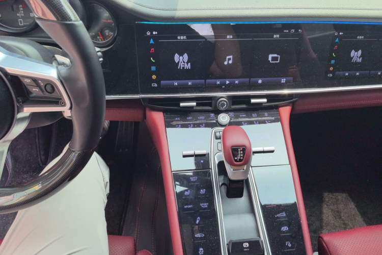 Used Porsche Panamera 2016 Panamera Executive Edition 3.0T Audio And AC Panel