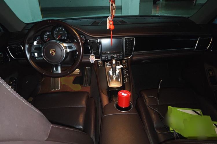 Used Porsche Panamera 2016 Panamera Edition 3.0T Center Console