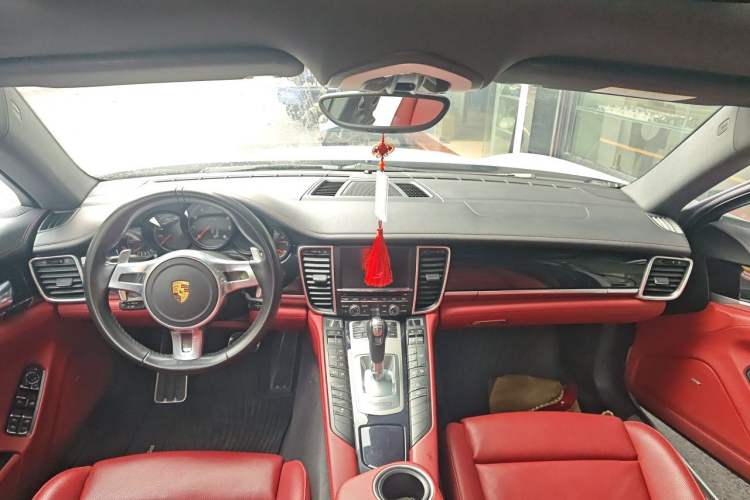 Used Porsche Panamera 2016 Panamera Edition 3.0T Center Console