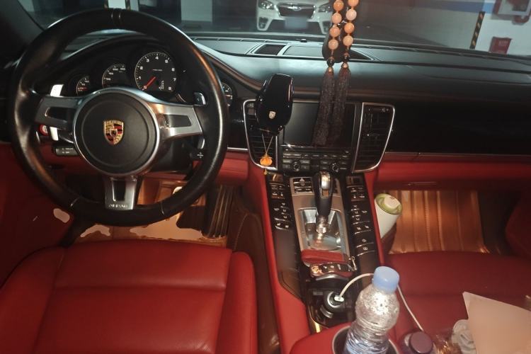 Used Porsche Panamera 2016 Panamera Edition 3.0T Center Console