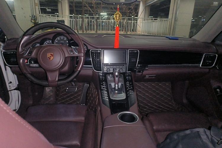 Used Porsche Panamera 2016 Panamera Executive Edition 3.0T Center Console