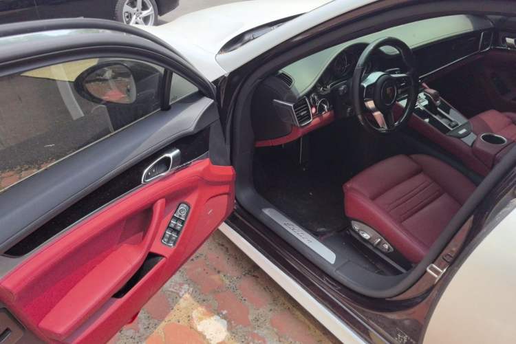 Used Porsche Panamera 2016 Panamera Executive Edition 3.0T Driver Seat