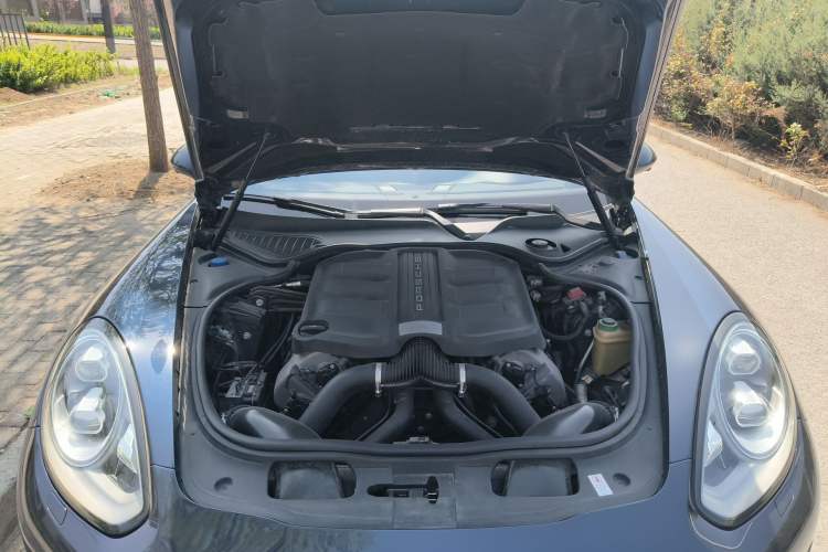 Used Porsche Panamera 2016 Panamera 4 Executive Edition 3.0T Engine Bay