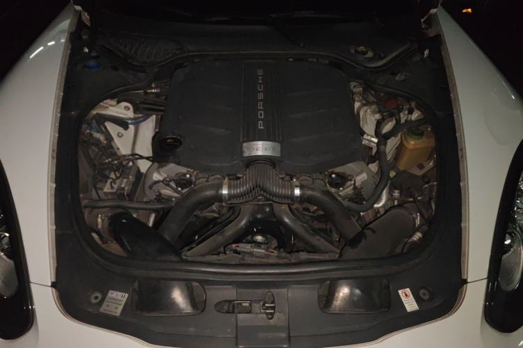 Used Porsche Panamera 2016 Panamera Edition 3.0T Engine Bay