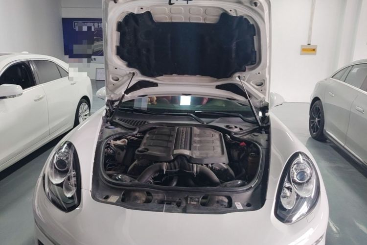 Used Porsche Panamera 2016 Panamera Edition 3.0T Engine Bay
