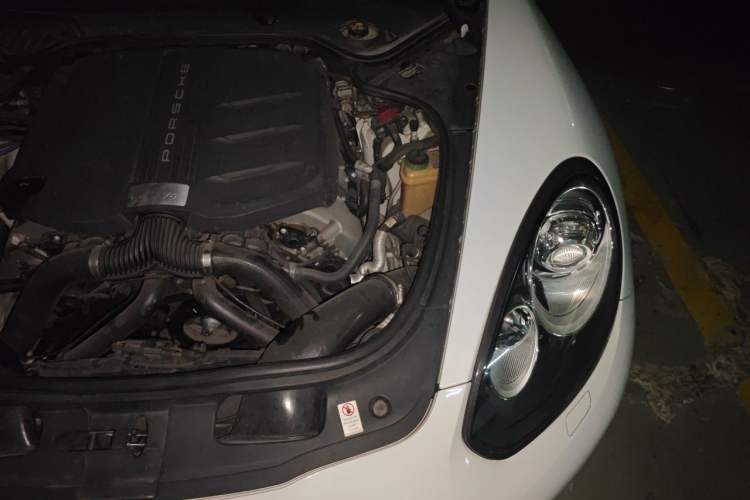 Used Porsche Panamera 2016 Panamera Edition 3.0T Engine Bay Left