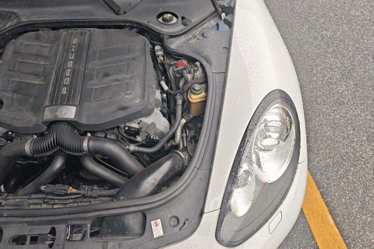 Used Porsche Panamera 2016 Panamera Edition 3.0T Engine Bay Left