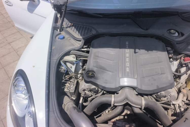 Used Porsche Panamera 2016 Panamera 4 Executive Edition 3.0T Engine Bay Right