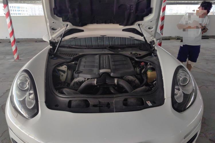 Used Porsche Panamera 2016 Panamera Edition 3.0T Engine Bay