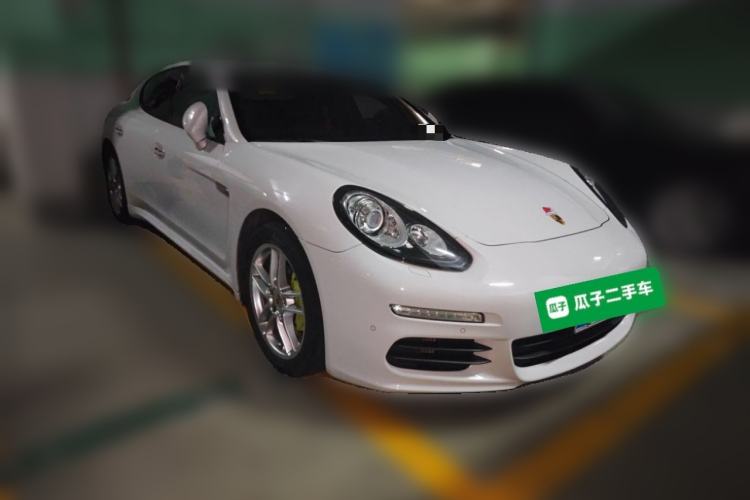 Used Porsche Panamera 2016 Panamera Edition 3.0T Front Right 45 Deg