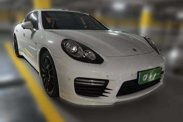 Used Porsche Panamera 2016 Panamera Edition 3.0T Front Right 45 Deg
