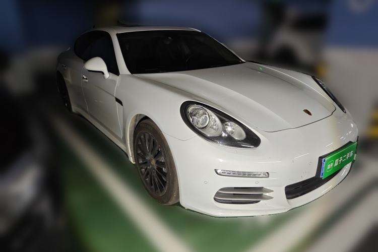 Used Porsche Panamera 2016 Panamera 4 Edition 3.0T Front Right 45 Deg