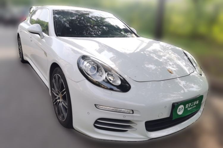 Used Porsche Panamera  Front Right 45 Deg