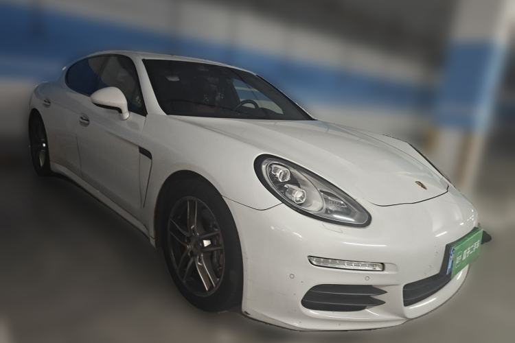 Used Porsche Panamera 2016 Panamera Edition 3.0T Front Right 45 Deg