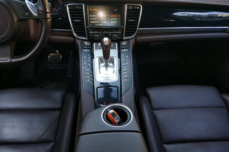 Used Porsche Panamera 2016 Panamera 4 Edition 3.0T Gear Lever