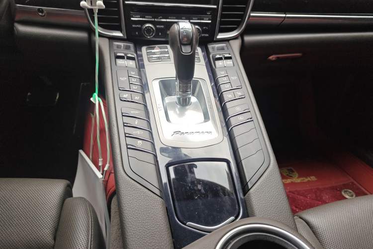 Used Porsche Panamera 2016 Panamera Edition 3.0T Gear Lever