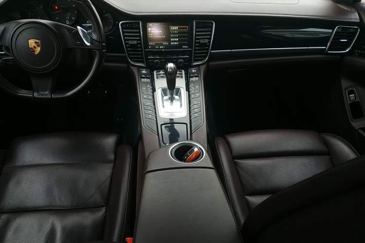 Used Porsche Panamera 2016 Panamera 4 Edition 3.0T Gear Lever