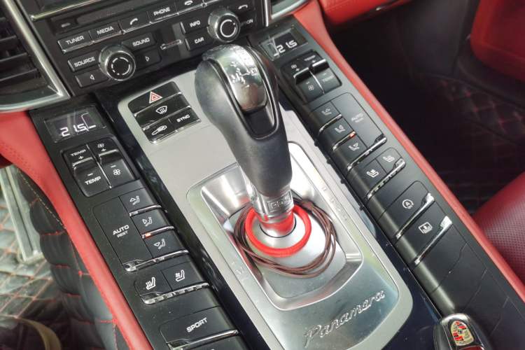 Used Porsche Panamera  Gear Lever
