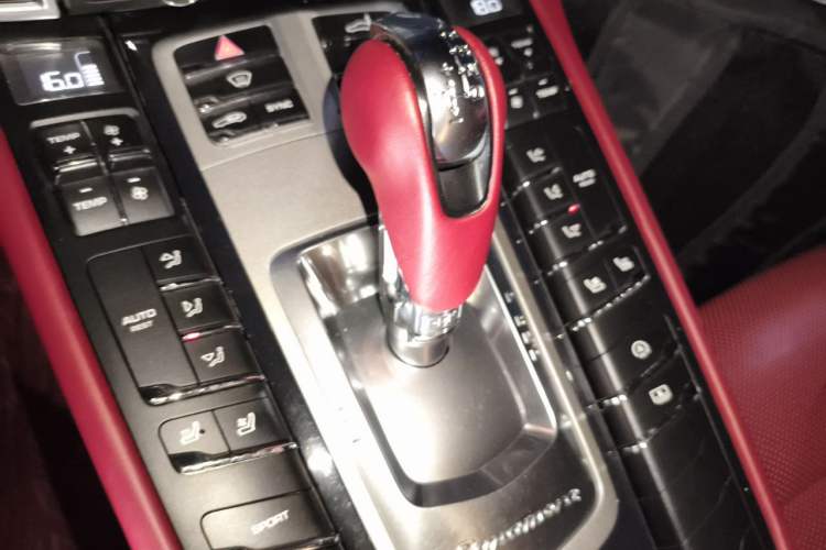 Used Porsche Panamera 2016 Panamera 4 Edition 3.0T Gear Lever