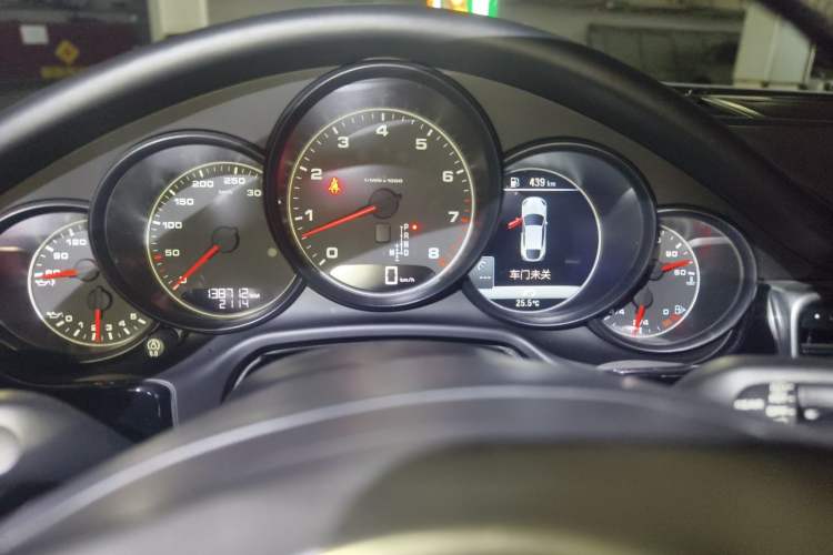 Used Porsche Panamera 2016 Panamera Edition 3.0T Instrument Cluster