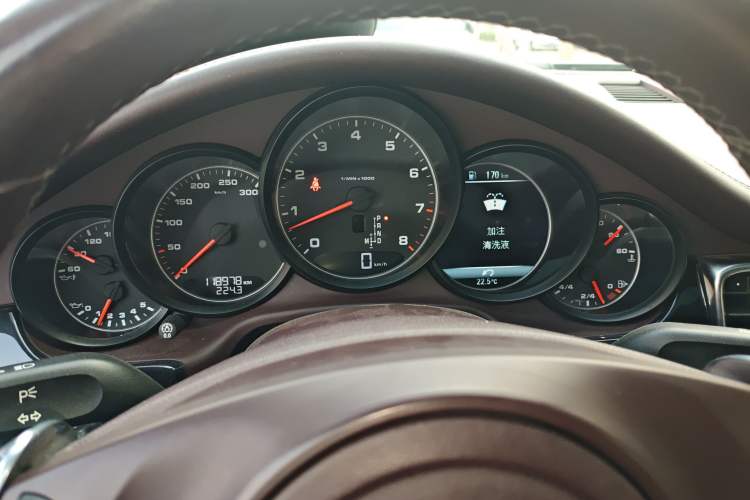 Used Porsche Panamera 2016 Panamera Edition 3.0T Instrument Cluster