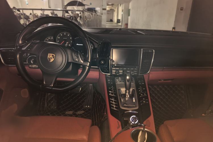 Used Porsche Panamera 2016 Panamera Edition 3.0T Interior 2