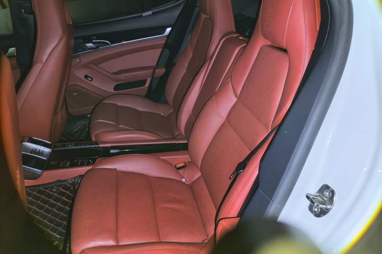 Used Porsche Panamera 2016 Panamera Edition 3.0T Interior 4