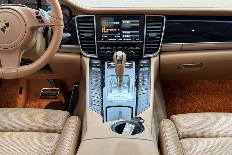 Used Porsche Panamera 2016 Panamera Edition 3.0T Interior 4