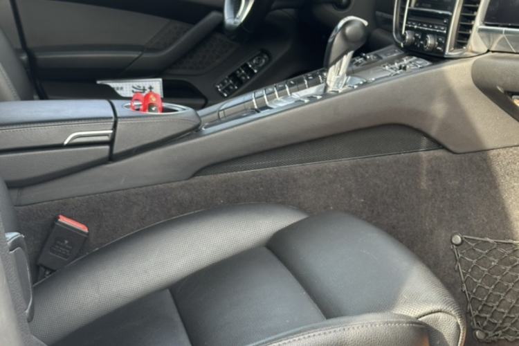 Used Porsche Panamera 2016 Panamera Edition 3.0T Interior 5