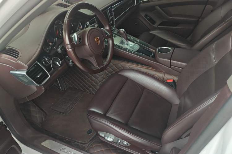 Used Porsche Panamera 2016 Panamera Edition 3.0T Left Front Seat