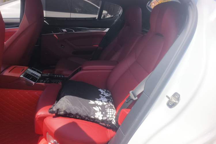 Used Porsche Panamera 2016 Panamera 4 Executive Edition 3.0T Left Rear Seat