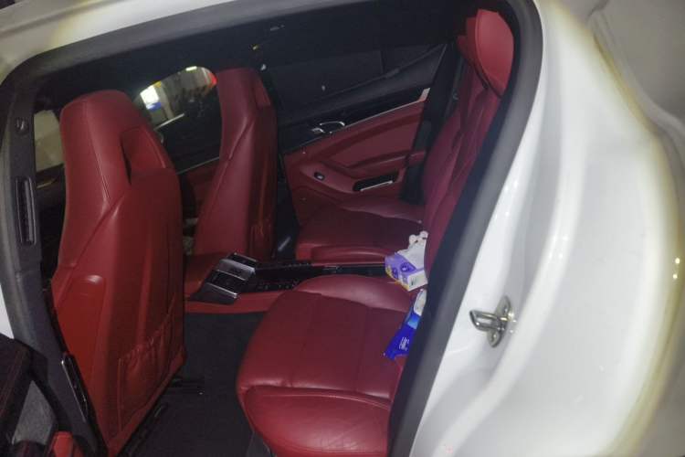 Used Porsche Panamera 2016 Panamera Edition 3.0T Left Rear Seat