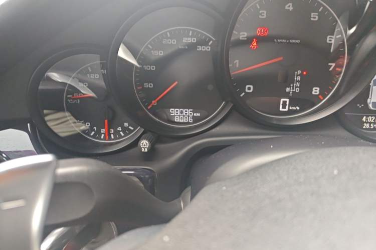 Used Porsche Panamera 2016 Panamera Edition 3.0T Odometer Close Up