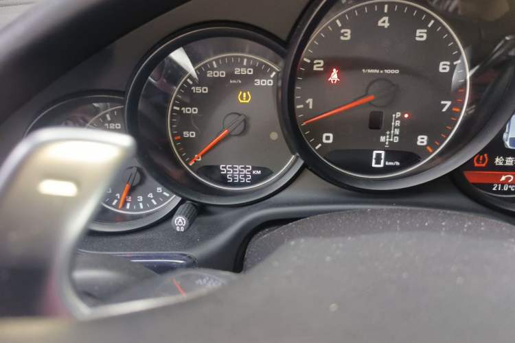 Used Porsche Panamera 2016 Panamera Executive Edition 3.0T Odometer Close Up