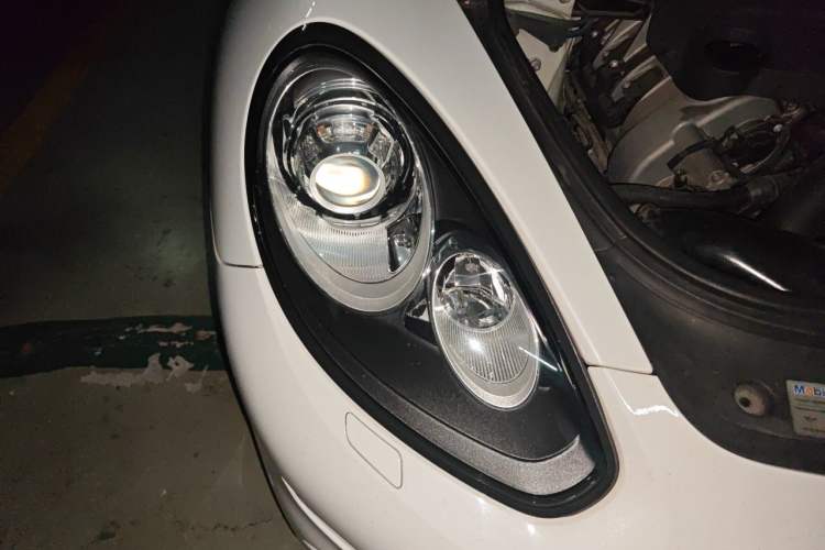 Used Porsche Panamera 2016 Panamera Edition 3.0T Right Front Headlight